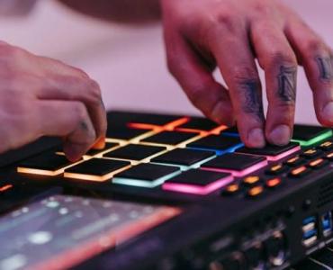 Studio w kieszeni: apki do tworzenia muzyki i grafiki, które rozbudzają kreatywność dzieci