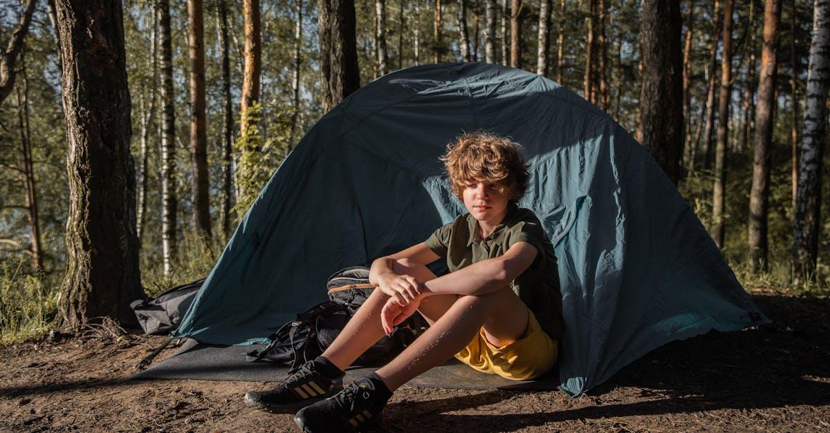 Lekki jak piórko: przewodnik po wyborze namiotu na trekking bez zbędnych gramów