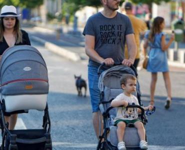Miasto bez barier: sprytny plan zwiedzania z wózkiem