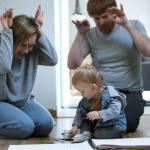Spokój zamiast krzyku: jak oswoić rodzicielską złość i odzyskać bliskość