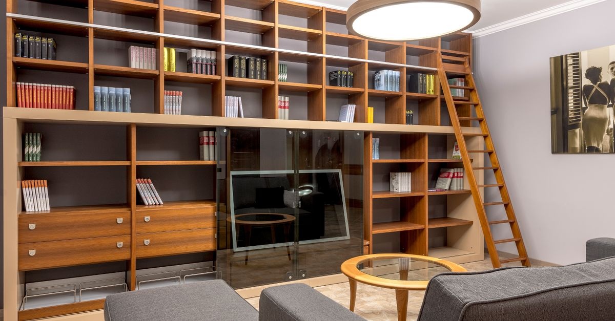 Zaprojektuj swoje miejsce na czytanie: domowa biblioteczka, która inspiruje każdego dnia