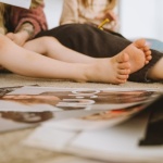 Magazyny, które mądrze bawią i uczą: przewodnik po najlepszych czasopismach dla dzieci w różnym wieku